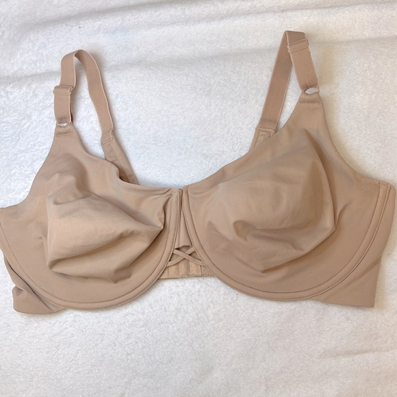 Brilliance by Vanity Fair Full Figure Jersey lined Underwire Bra. Size 42DD. EUC - Picture 1 of 5